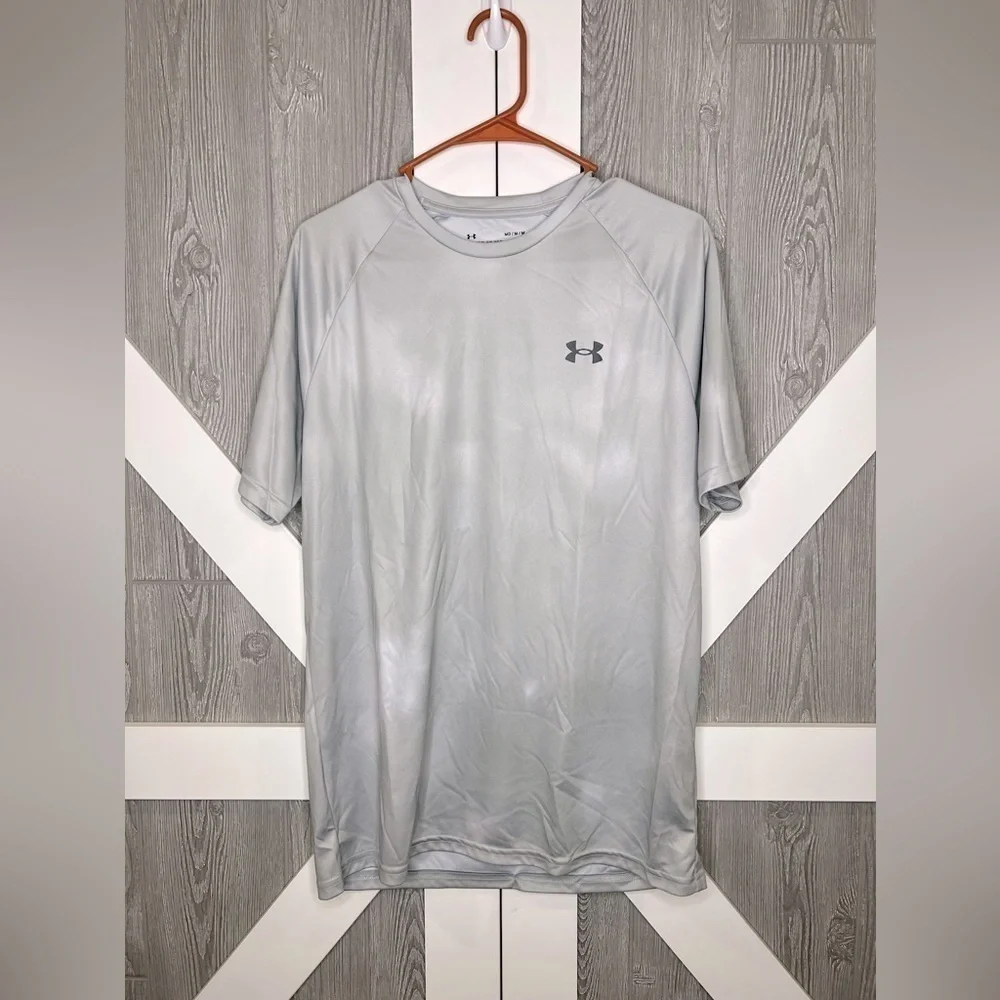 D19.20 Under Armour Gray Tie Dye Moisture Wicking Crew Neck Short Sleeve Medium